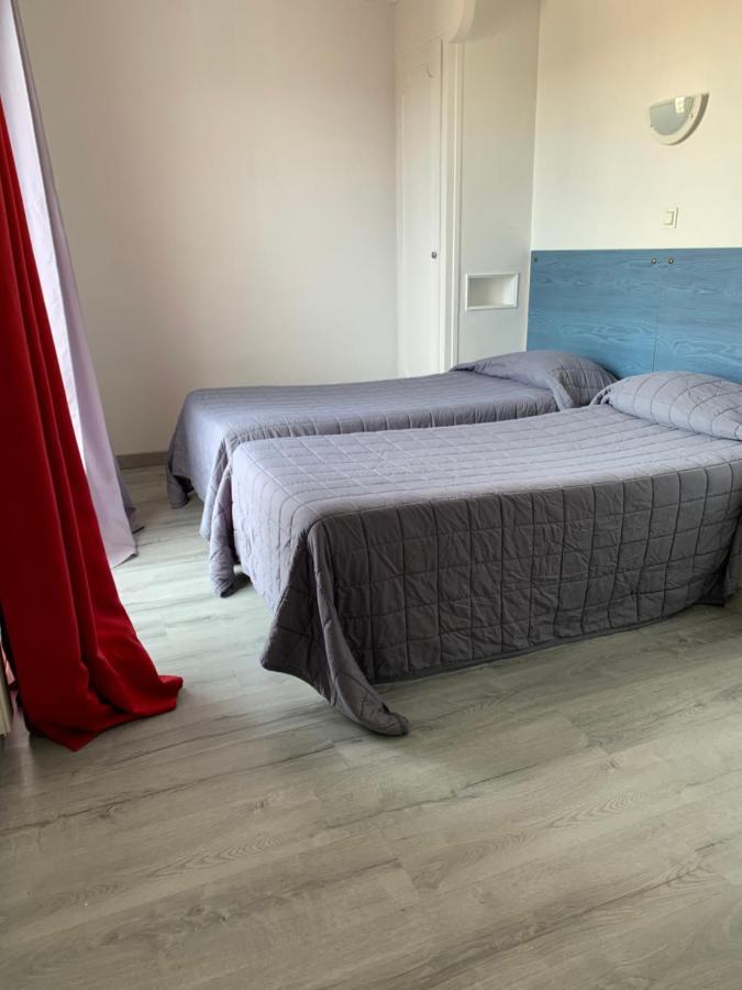 Hotel Le Canetois Экстерьер фото